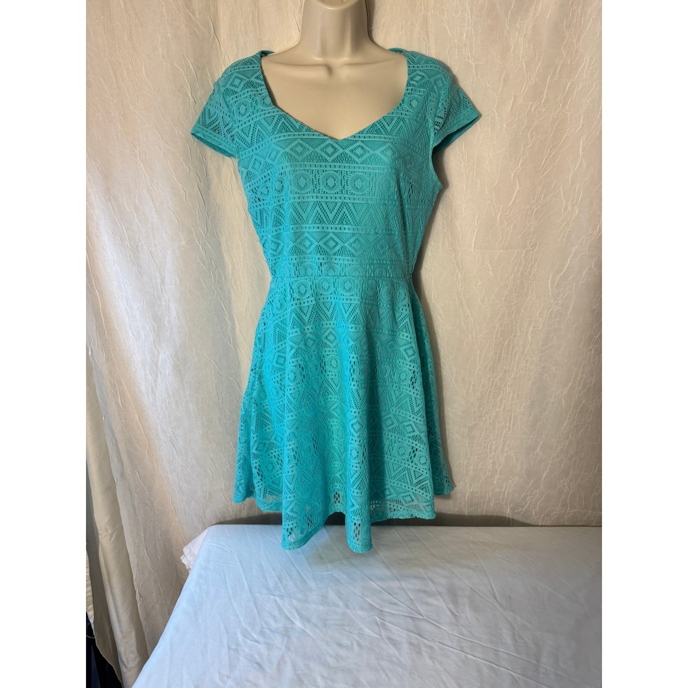 No Boundaries Crochet Lace Dress Womens S Aqua Blue Geometric Fit & Flare